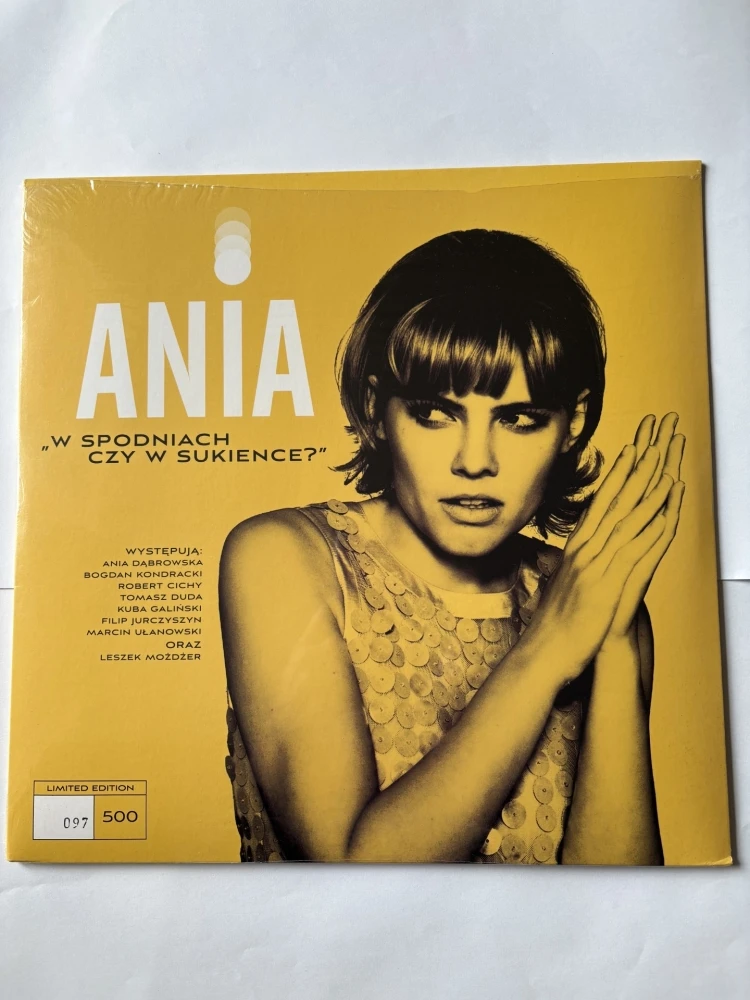 Ania Dąbrowska -  W spodniach czy w sukience?